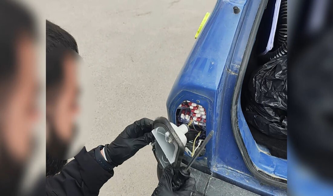 Malatya’da uyuşturucu operasyonu; 11 tutuklama Recep BAĞDAT/MALATYA, (DHA)- MALATYA'da polisin düzenlediği uyuşturucu operasyonunda gözaltına alınan