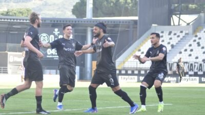 MANİSA, (DHA)- TRENDYOL 1'inci Lig'de üst üste 3 yenilgiyle play-off
