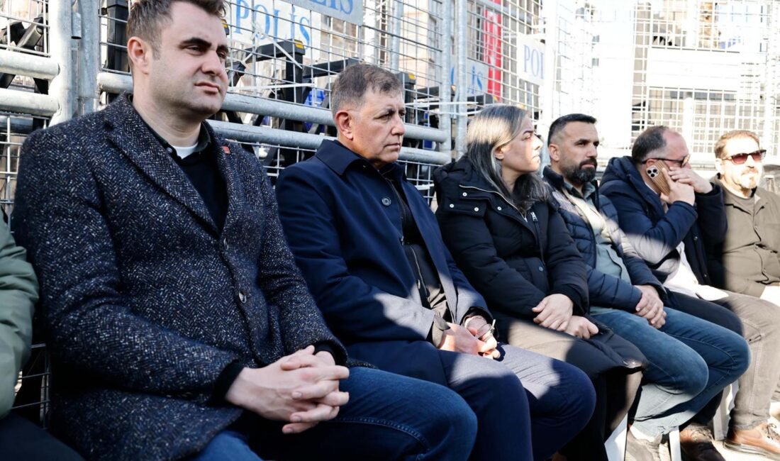 Yağmur ÖNGÜN/ İZMİR, (DHA)- MÜLKİYETİ Vakıflar Genel Müdürlüğü'ne devredilen İzmir