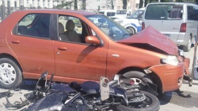 Erhan SARI/ARHAVİ (Artvin), (DHA)- ARTVİN’in Arhavi ilçesinde otomobille çarpışan motosikletin