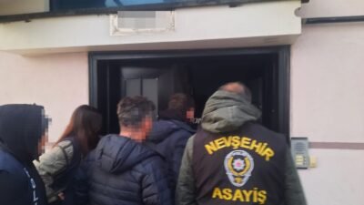 Ahmet KORKMAZER/NEVŞEHİR, (DHA)- NEVŞEHİR’in Kozaklı ilçesinde polisin düzenlediği fuhuş operasyonunda