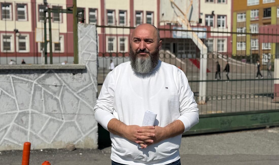 Ayşenur DEMİRTAŞ GÜL-Batuhan DURNAOĞLU/ANKARA, (DHA)- ANKARA'da Türkçe öğretmeni Ömer O.