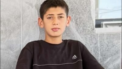 Gıyasettin TETİK-Hüseyin İÇLİ/DİYARBAKIR, (DHA)- DİYARBAKIR’ın Yenişehir ilçesinde üzerine çıktıkları kaya