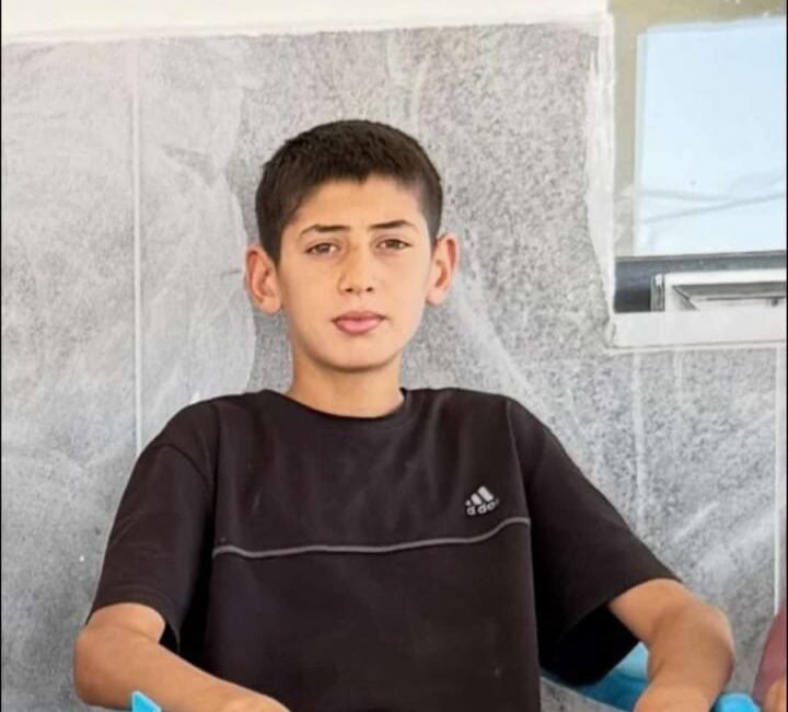 Gıyasettin TETİK-Hüseyin İÇLİ/DİYARBAKIR, (DHA)- DİYARBAKIR’ın Yenişehir ilçesinde üzerine çıktıkları kaya