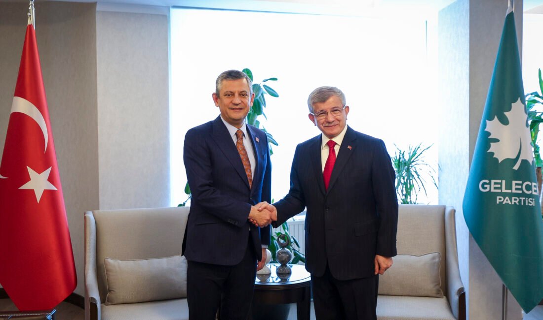 GELECEK PARTİSİ'Nİ ZİYARET ETTİ CHP Genel Başkanı Özgür Özel ve