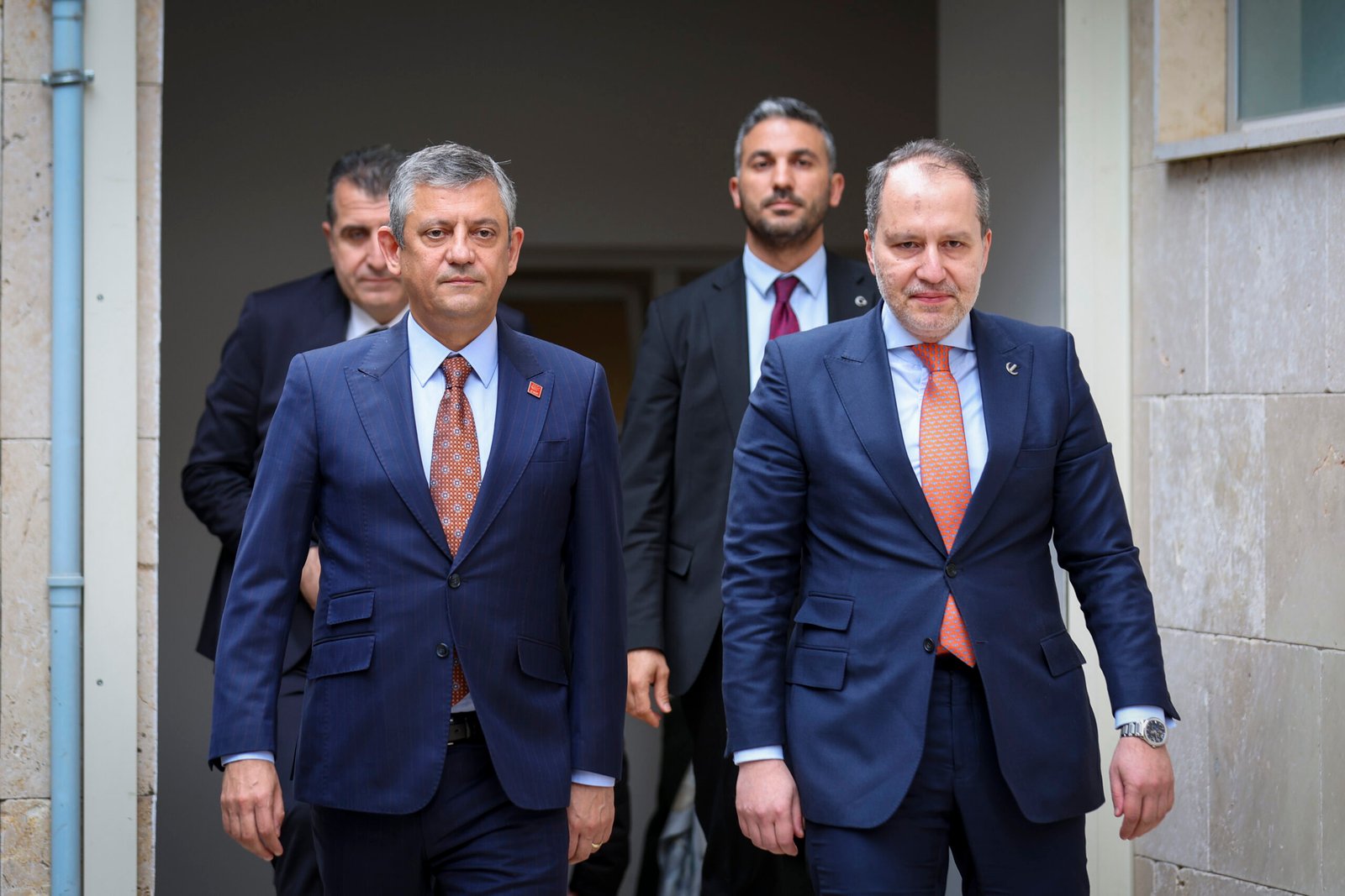 YENİDEN REFAH PARTİSİ'Nİ ZİYARET ETTİ CHP Genel Başkanı Özgür Özel