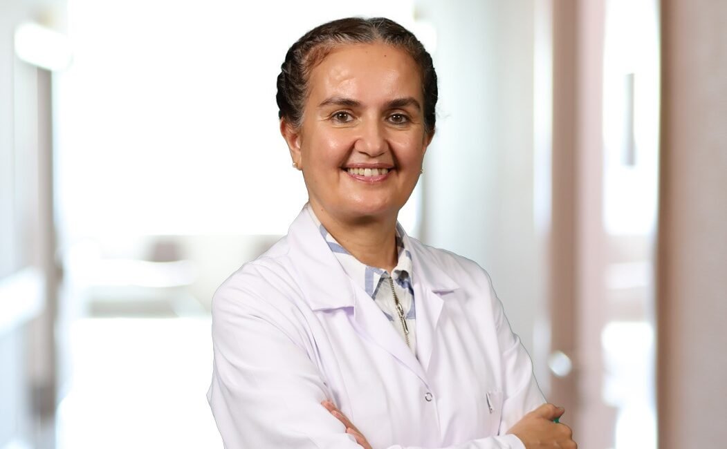 İSTANBUL, (DHA)- PARKİNSON hastalığının, genellikle yüzde 1'inin etkilendiği 60 yaş