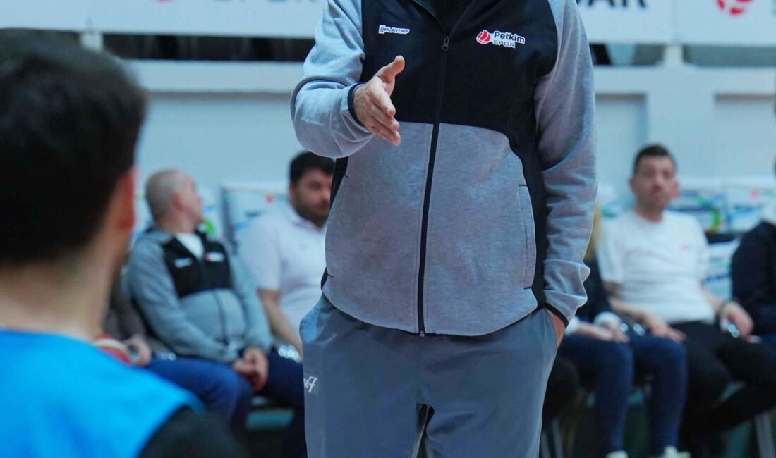 Petkimspor, Orhun Ene’yle yeni başlangıç peşinde İZMİR, (DHA)- BASKETBOL Süper Ligi'nde kötü gidişe çare bulamayınca antrenör