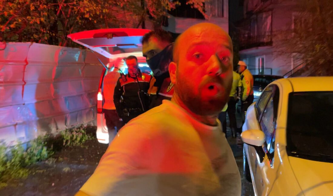 Polisten kaçan ehliyetsiz sürücü alkolmetreye üflemedi; 259 bin TL ceza Oğuzhan EKE/ BOLU, (DHA)- BOLU’da, polisin ‘dur’ ikazına uymayan ehliyetsiz