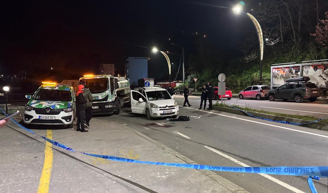 Rize’de inşaat işçileri arasında kavga; 2 yaralı Mehmet Can PEÇE/RİZE, (DHA)- RİZE'de bir inşaat şantiyesinde çalışan işçiler