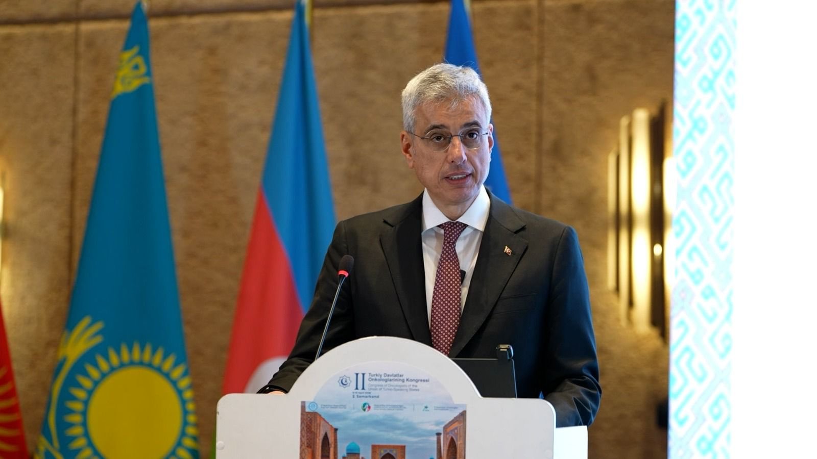 ÖZBEKİSTAN, (DHA) - SAĞLIK BAKANI Kemal Memişoğlu, Özbekistan’ın Semerkant şehrinde