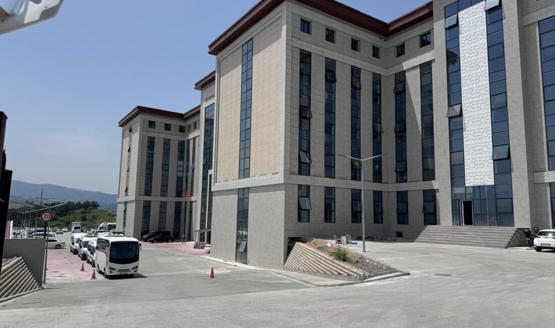 Zehra BAYKAL/YALOVA, (DHA)- YALOVA merkezli 11 ilde, sahte psikoteknik raporu