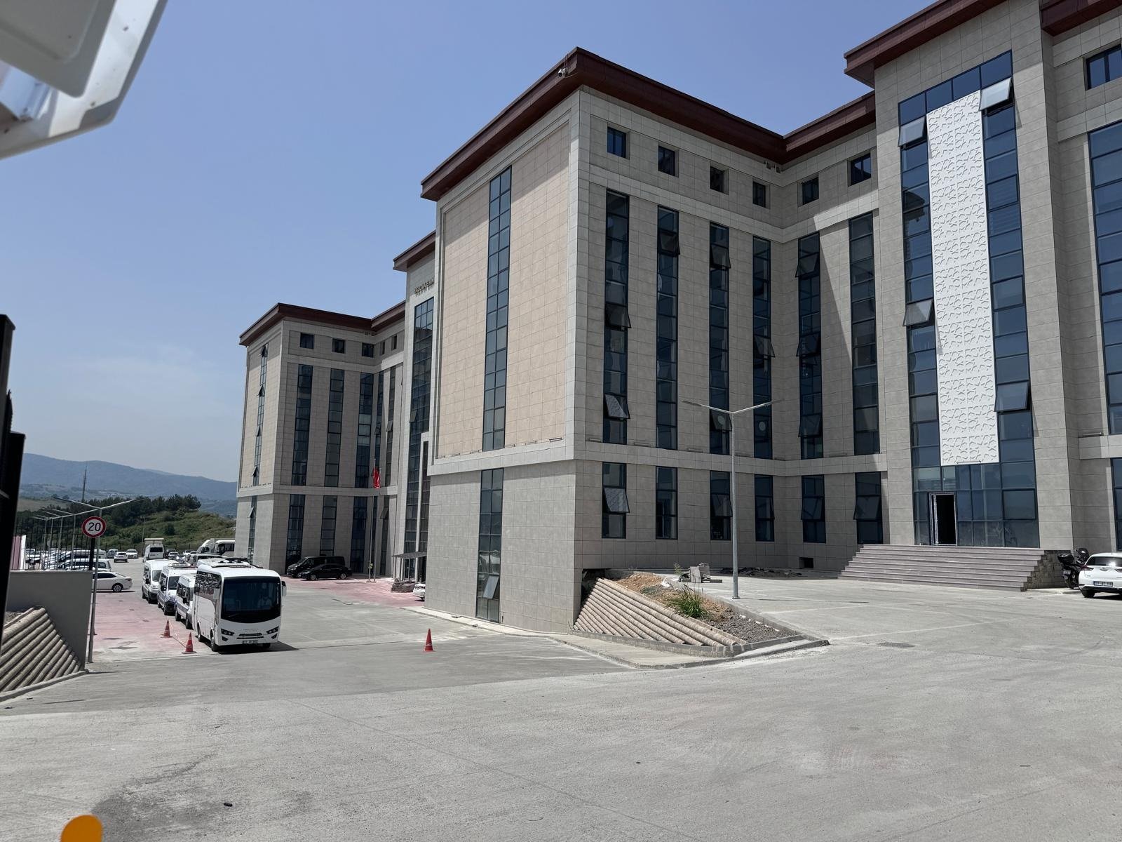 Zehra BAYKAL/YALOVA, (DHA)- YALOVA merkezli 11 ilde, sahte psikoteknik raporu
