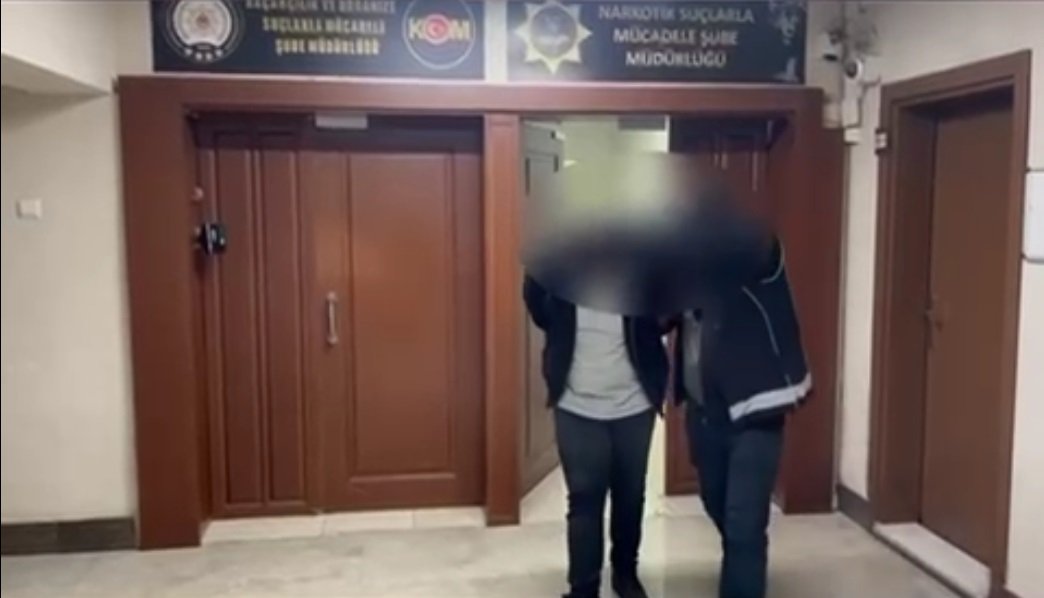 Serhat YILMAZ/ERENLER (Sakarya), (DHA)- SAKARYA'da narkotik ekiplerinin düzenlediği operasyonda, İstanbul'a