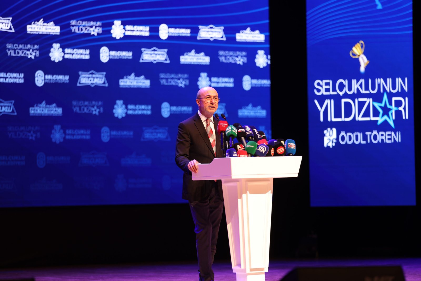 KONYA, (DHA)- SELÇUKLU Belediyesi, 2025 yılında ulusal ve uluslararası şampiyonalarda