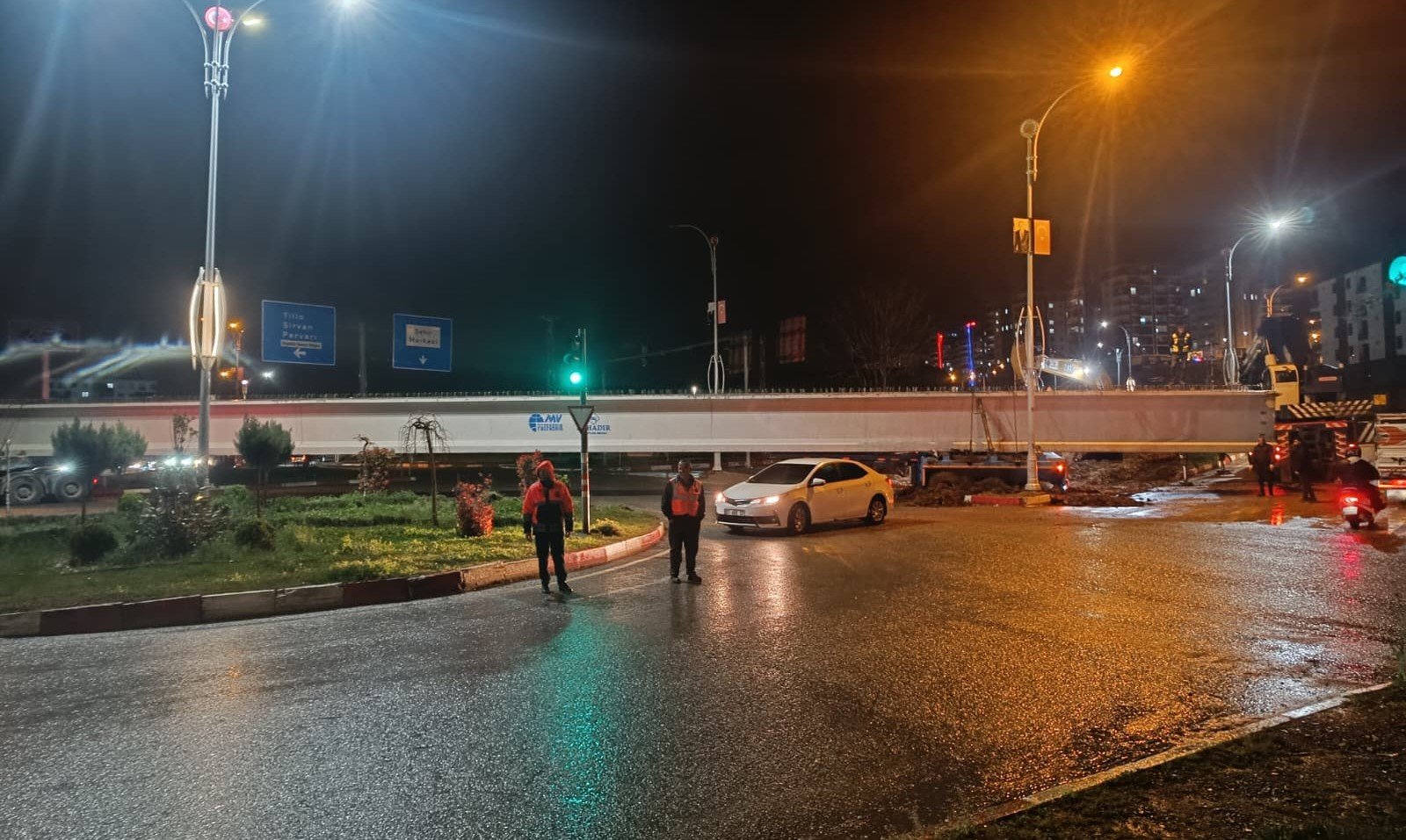 Akif ÖZALP/SİİRT, (DHA)- SİİRT'te yapımı süren viyadük projesi için kente