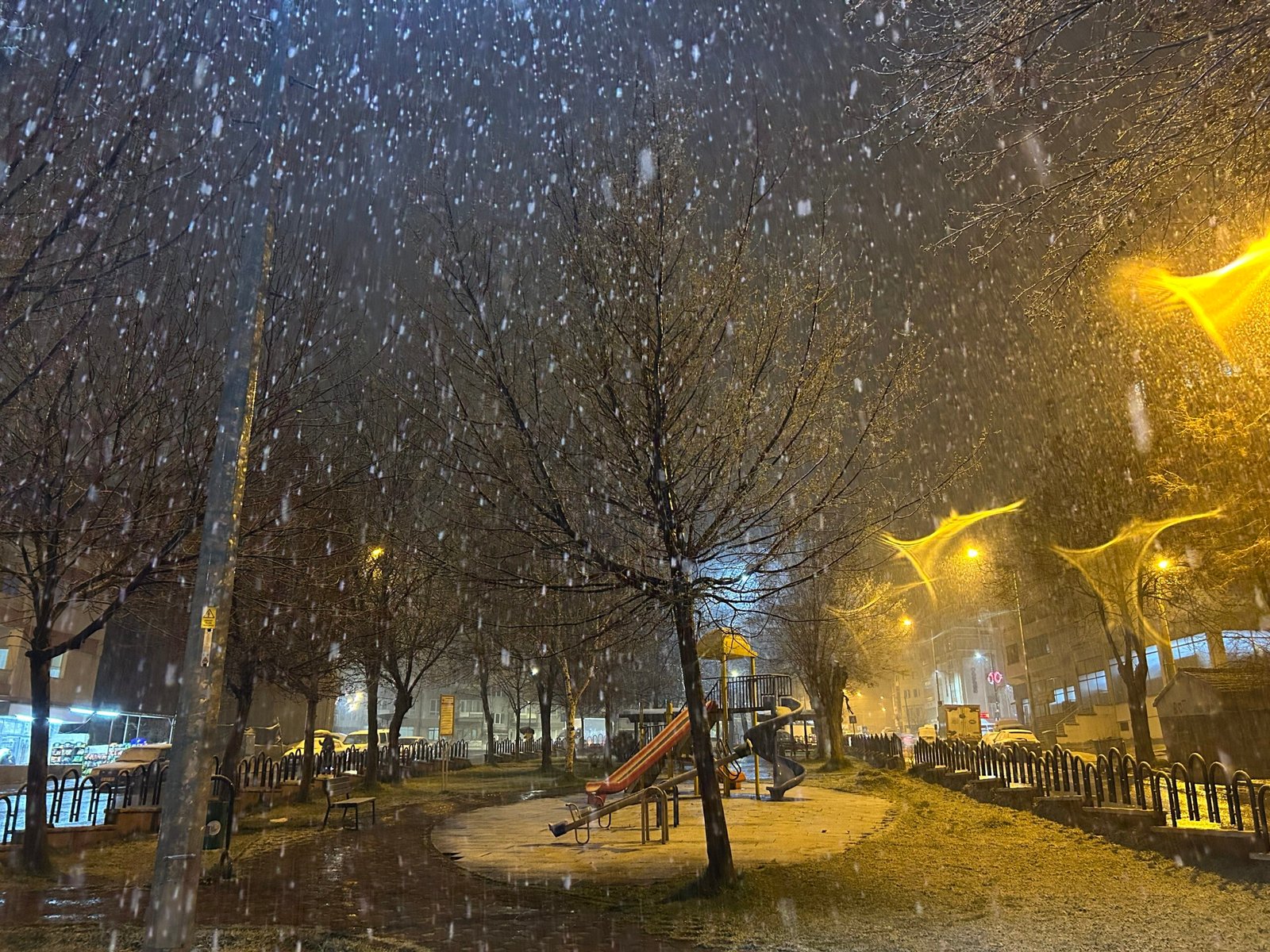 Uğur YİĞİT/ SİVAS, (DHA)- SİVAS'ta gün içinde etkili olan yağmur