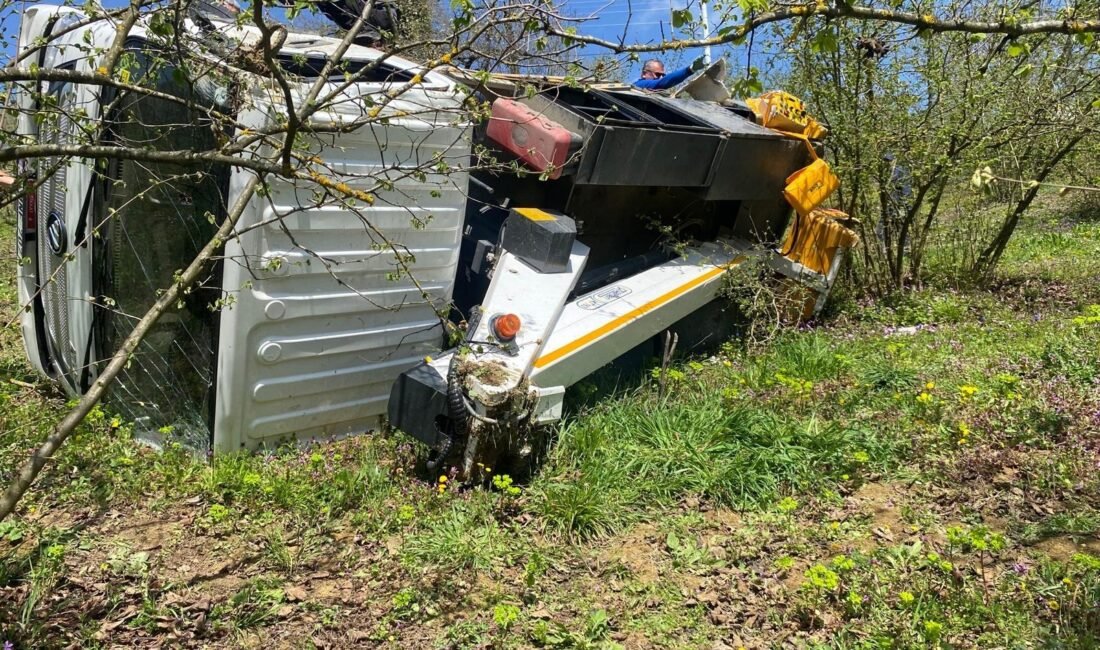 Musa KESKİN/DÜZCE, (DHA)- DÜZCE'de, direksiyon başında kalp krizi geçiren Murat