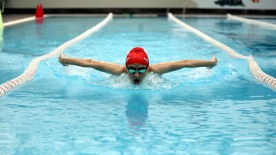 Nuray UZATMAZ/GAZİANTEP, (DHA)- GAZİANTEP’te su korkusunu yenmek için 8 yıl