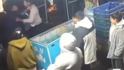 Abdullah YALÇIN/ TEKİRDAĞ, (DHA)- TEKİRDAĞ'ın Süleymanpaşa ilçesinde bakkal dükkanında çıkan