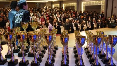 İSTANBUL, (DHA) - DÜNYA genelinden öğrencileri bir araya getiren disiplinler