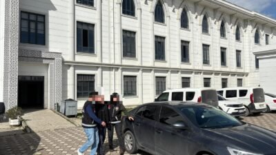 Erol POLAT/DARICA (Kocaeli), (DHA)- KOCAELİ'nin Darıca ilçesinde husumetli olduğu kardeşi