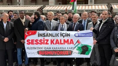 Fatih YILMAZ/TOKAT, (DHA)- TOKAT’ta Milli İrade Platformu üyeleri, İsrail’in ‘İdam