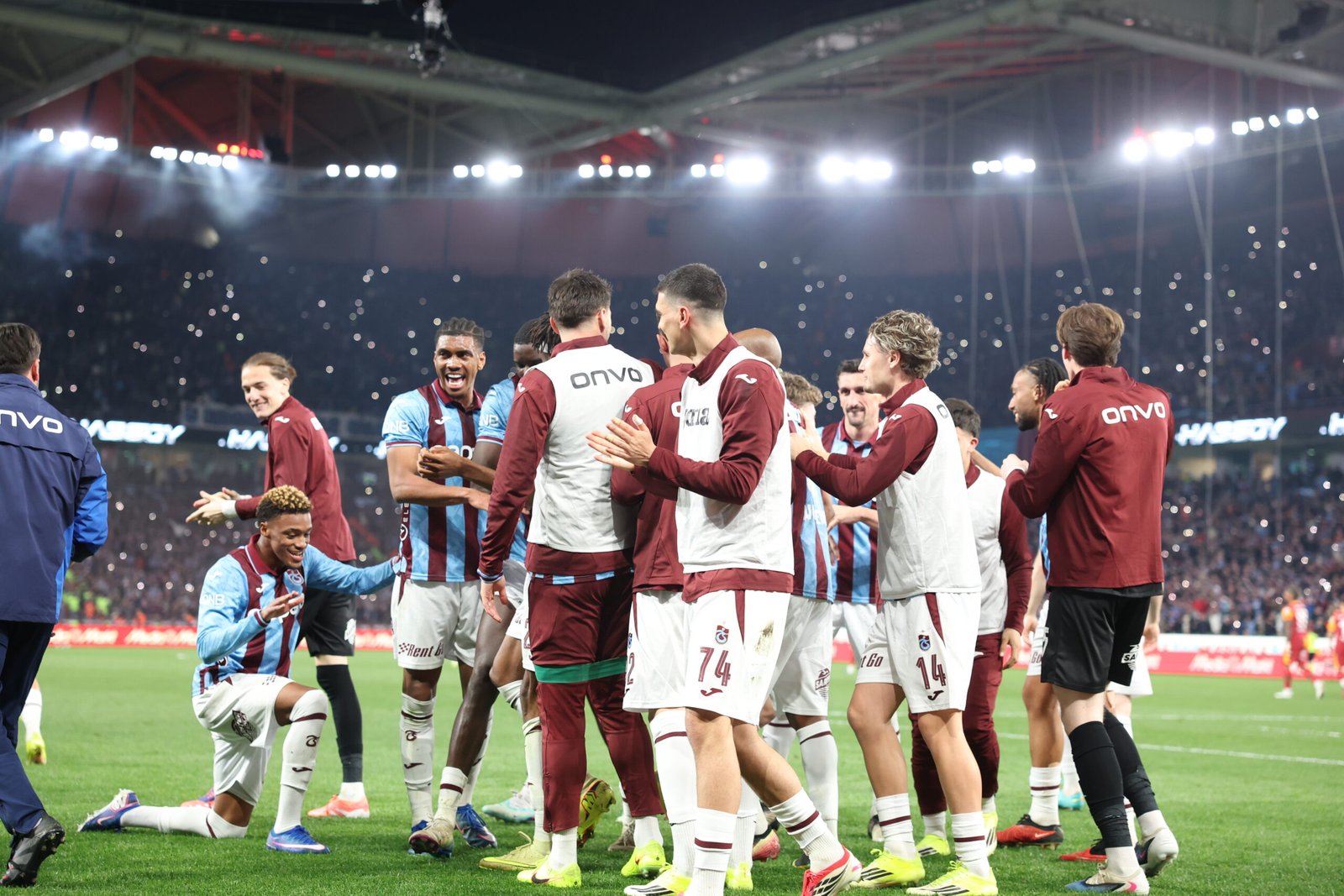 Nurullah CABRİ - Nurgül GÜNAYDIN / TRABZON, (DHA) STAT: Papara