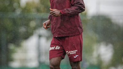 Nurgül GÜNAYDIN / TRABZON (DHA)- TRABZONSPOR’da antrenman sırasında sol uyluk