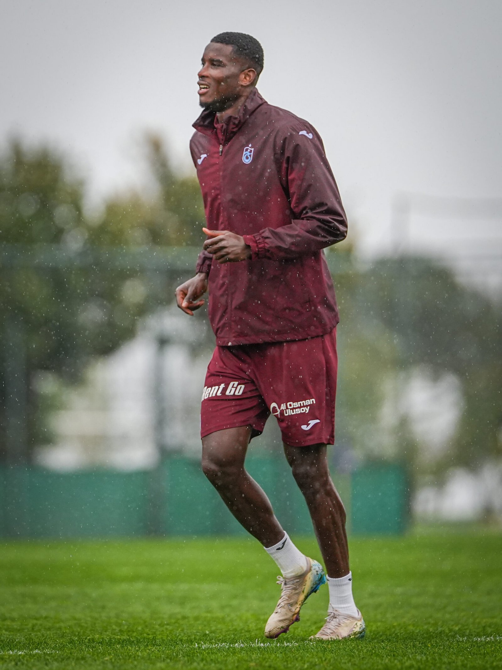 Nurgül GÜNAYDIN / TRABZON (DHA)- TRABZONSPOR’da antrenman sırasında sol uyluk