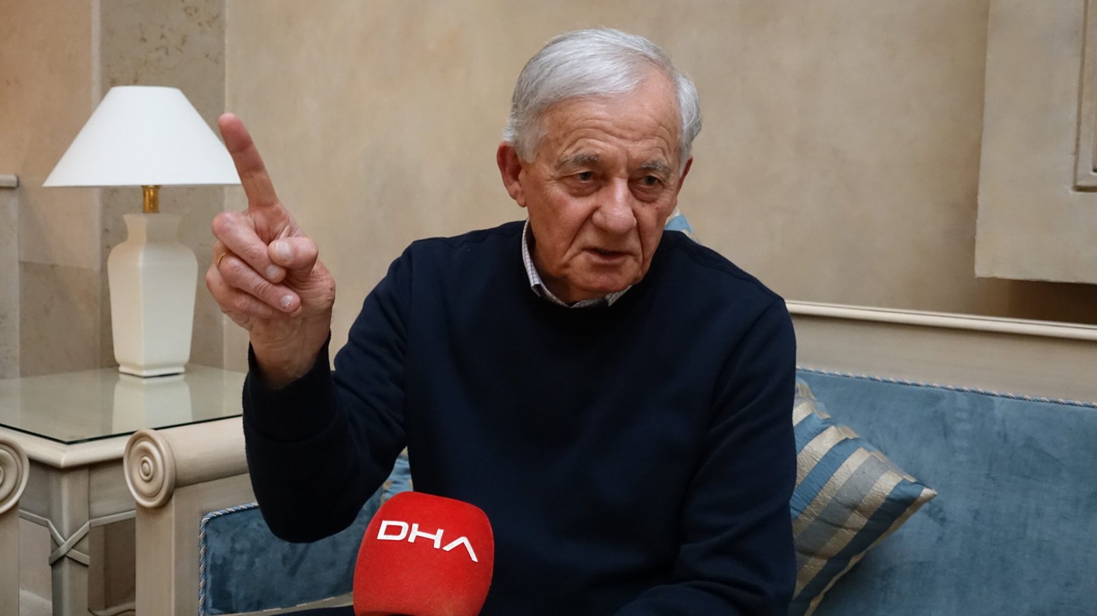 Nurgül GÜNAYDIN-Selçuk BAŞAR/TRABZON, (DHA)- TRABZONSPOR’un efsanelerinden ilk gol kralı Necmi