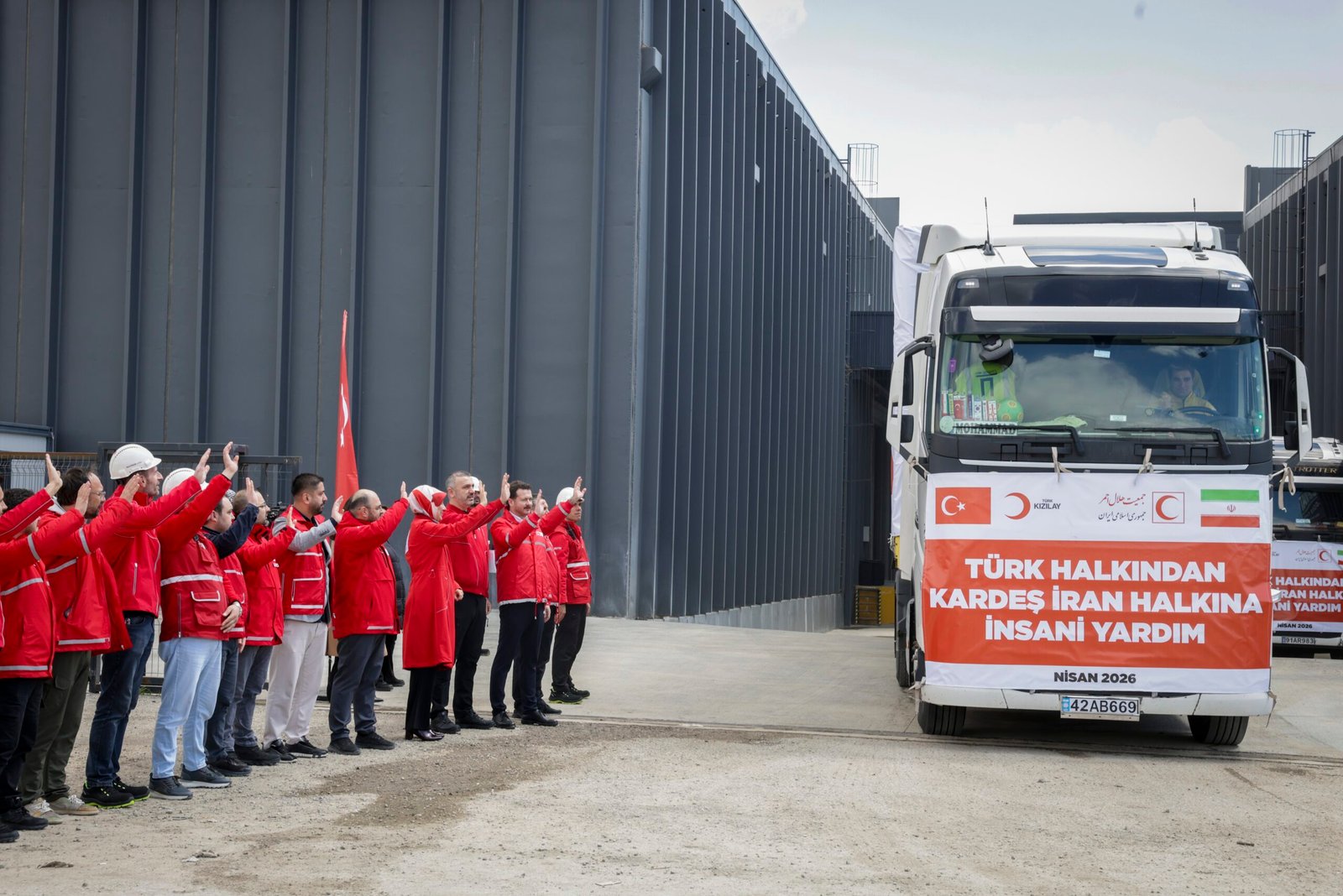 Nisa MİĞAL-Ali Oğulcan ARSLAN/ANKARA, (DHA)- TÜRK Kızılay, İran’a yönelik saldırılardan