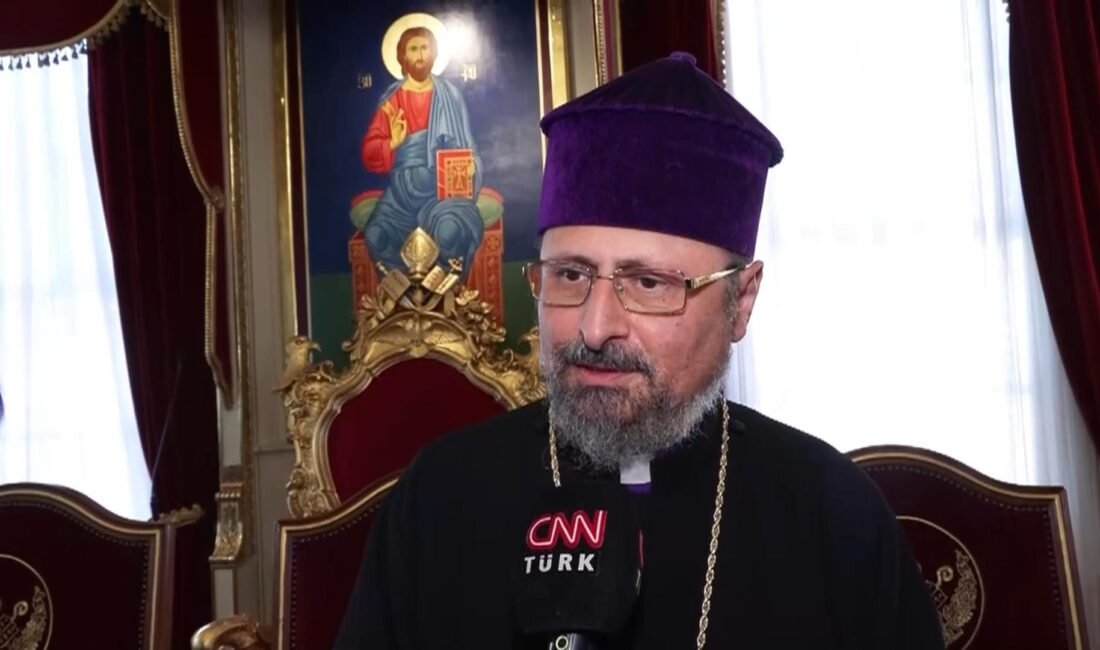 İSTANBUL (DHA) Türkiye Ermenileri Patriği Sahak Maşalyan, savaşların gölgesinde kutlanan