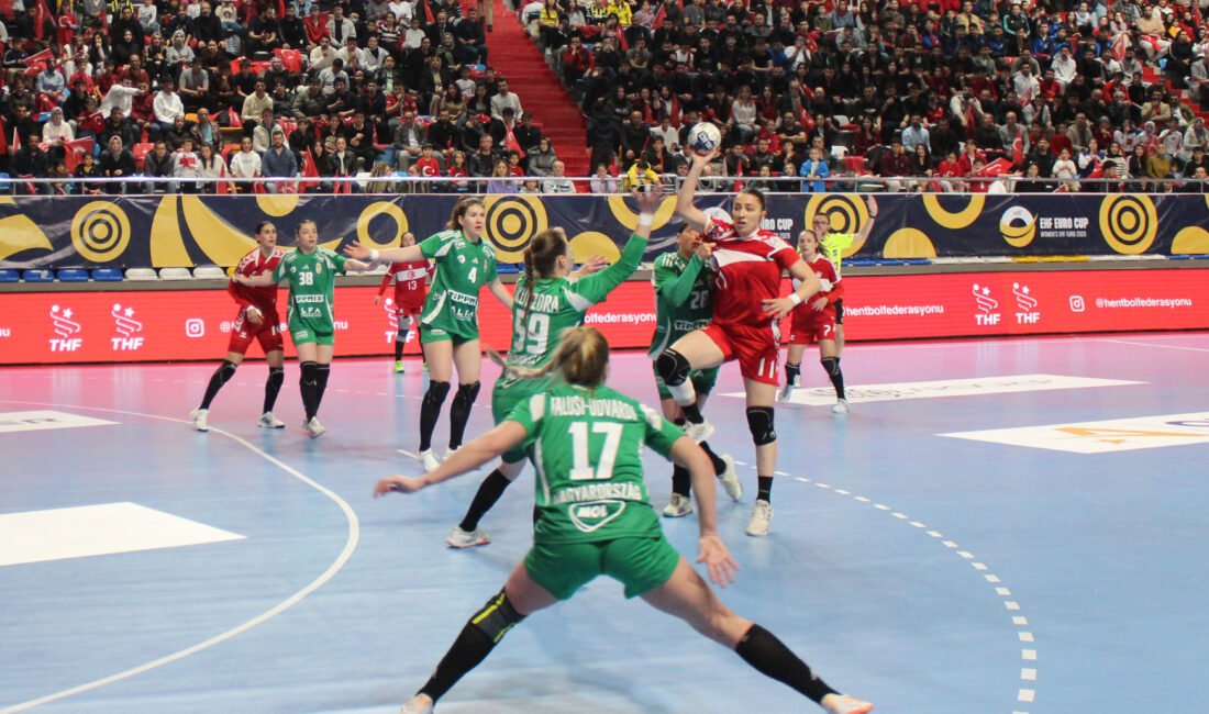 Erkan ALTUNTAŞ / AKSARAY, (DHA)- TÜRKİYE A Milli Kadın Hentbol