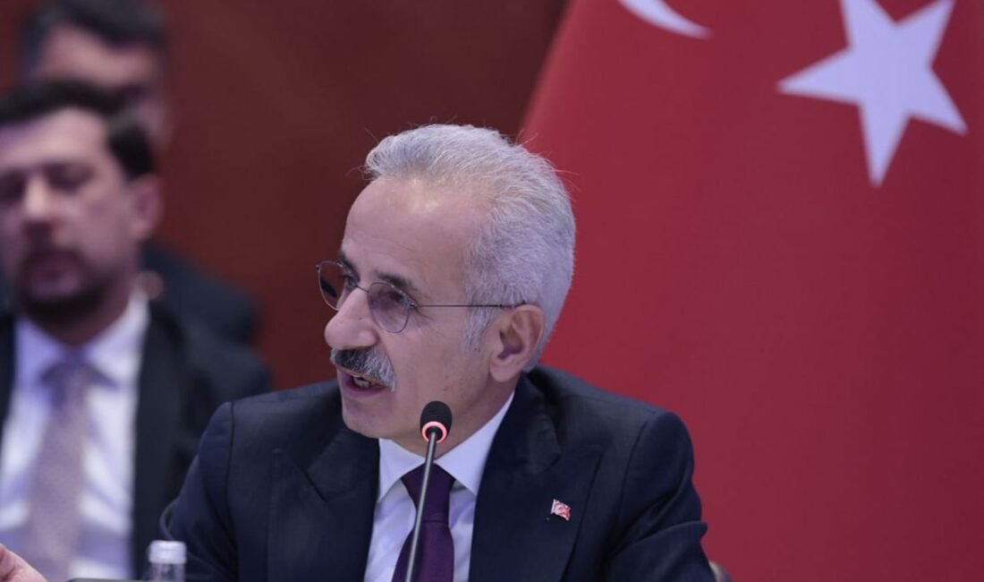 ÜRDÜN, (DHA) - ULAŞTIRMA ve Altyapı Bakanı Abdulkadir Uraloğlu, Ürdünlü