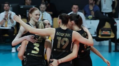 İSTANBUL, (DHA) - SALON: VakıfBank Spor Sarayı HAKEM: Seçkin Yener,