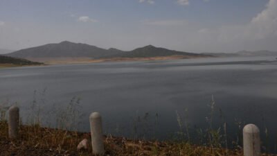 Kadir ÇELİK/GAZİANTEP, (DHA)- GAZİANTEP'in İslahiye ilçesinde Amik Ovası'nı sulayan Karasu