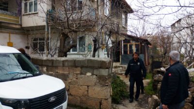 Yaşar COŞKUN/SEYDİŞEHİR (Konya), (DHA)- KONYA'nın Seydişehir ilçesinde ısınmak için yaktığı
