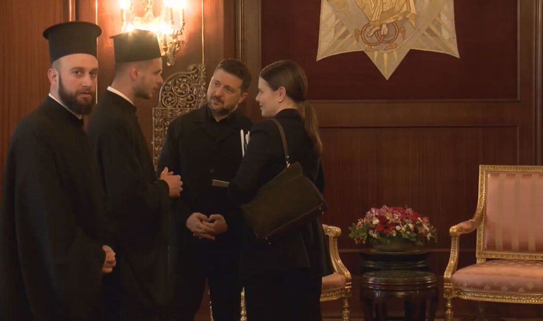 Zelenskiy Fener Rum Ortodoks Patrikhanesi’ni ziyaret ediyor-1 Emre KURT / İSTANBUL (DHA) Ukrayna Devlet Başkanı Volodimir Zelenskiy,
