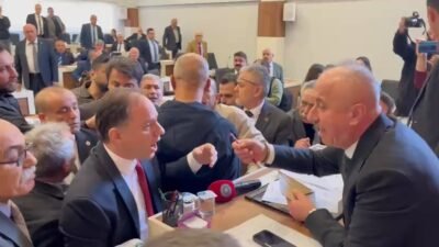 Öznur GÜNEŞ/ZONGULDAK, (DHA)- ZONGULDAK’ta, CHP ve AK Parti’nin 16’şar üyesi