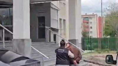 (RHA)- Kayseri’de, haklarında hırsızlık suçundan kesinleşmiş hapis cezası bulunan 3