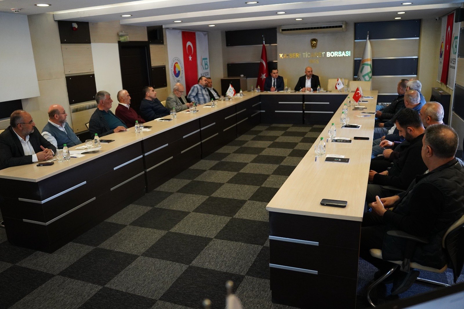 (RHA)- Kayseri Ticaret Borsası (KTB) Yönetim Kurulu Başkanı Recep Bağlamış