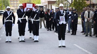 (RHA)- Kayseri’de terörle mücadele gazisi Mehmet Emrullah Kaya, geçirdiği rahatsızlık