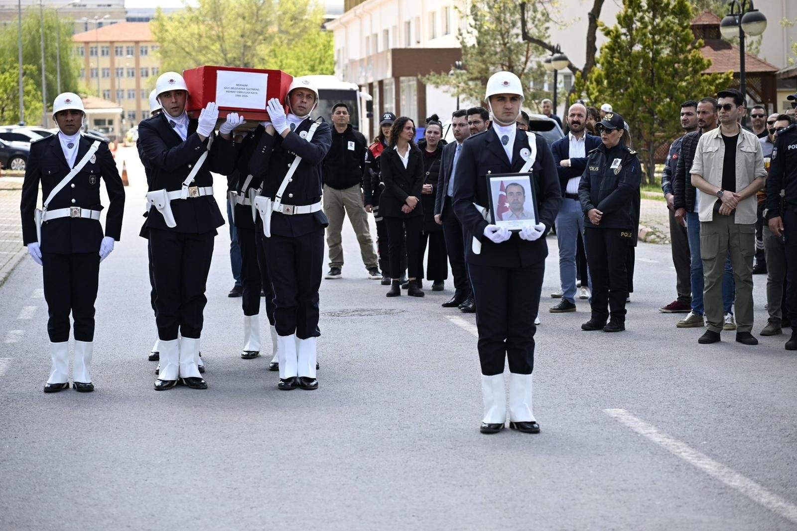 (RHA)- Kayseri’de terörle mücadele gazisi Mehmet Emrullah Kaya, geçirdiği rahatsızlık