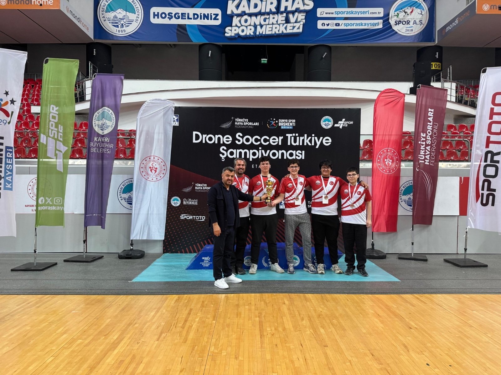 (RHA)- Kayseri’de 16-17 Mayıs tarihlerinde düzenlenen Drone Soccer Türkiye Şampiyonası