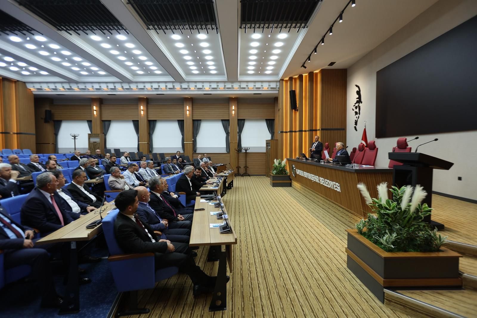 (RHA)- Kayseri Büyükşehir Belediye Başkanı Memduh Büyükkılıç’ın başkanlığında gerçekleştirilen geniş