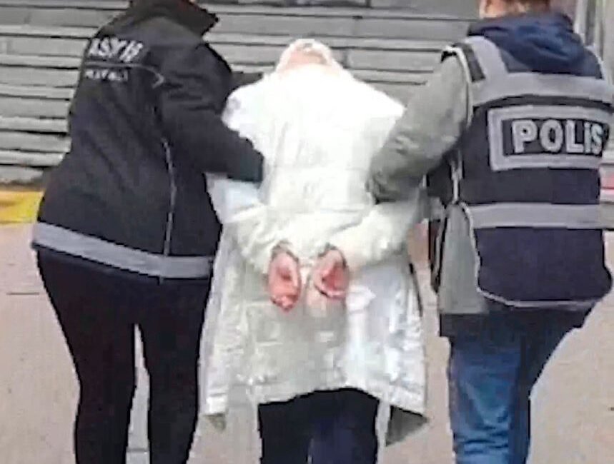 (RHA)- Kayseri’de, 5 ayrı hırsızlık suçundan hakkında kesinleşmiş 52 yıl
