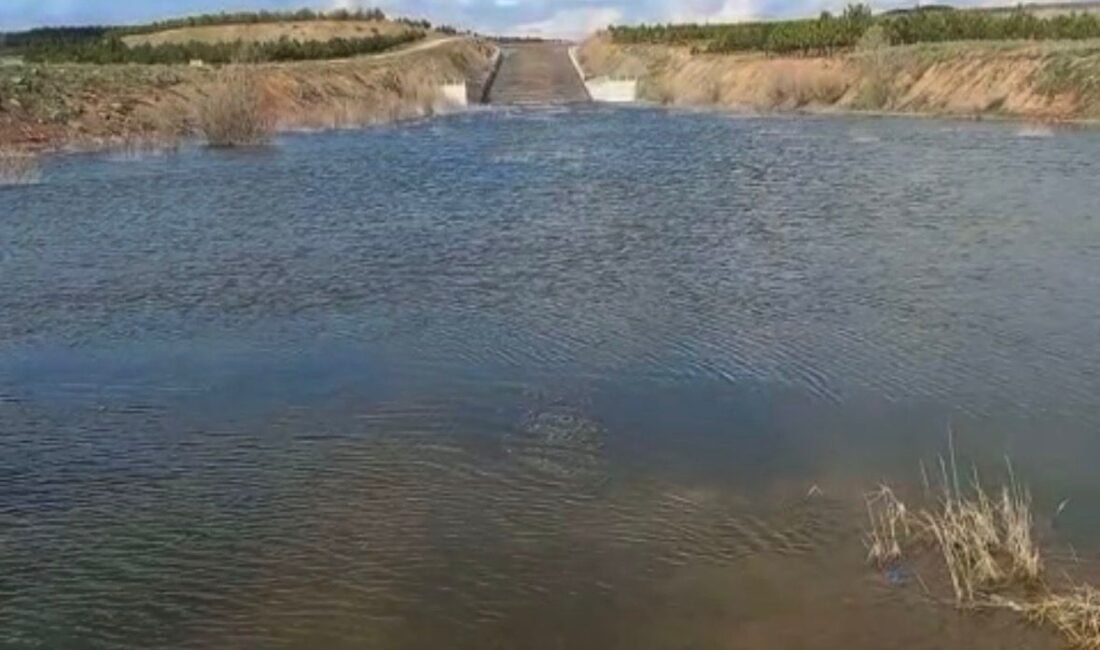 (RHA)- Kayseri’nin Sarıoğlan ilçesinde bulunan Sarıoğlan Barajı, son günlerde etkili
