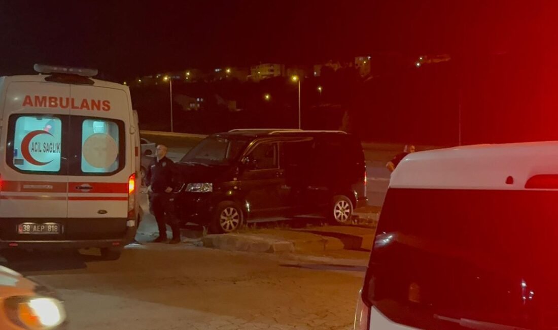 (RHA)- Kayseri’de aralarında husumet bulunduğu iddia edilen E.C.Ç. (19) ile