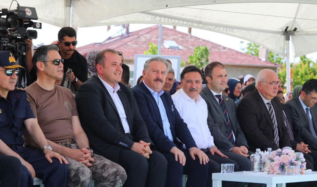 (RHA) – Kayseri Valisi Gökmen Çiçek, Melikgazi ilçesine bağlı Ağırnas
